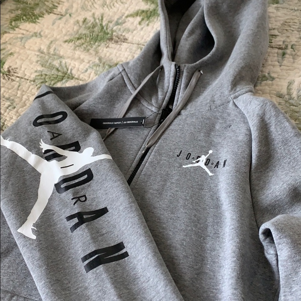 Jordan Standard Fit Sweatshirt